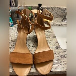 Cute versatile heels